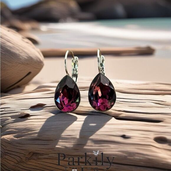 Handcrafted earrings with a purple amethyst teardrop Swarovski crystal - Picture 1 of 4